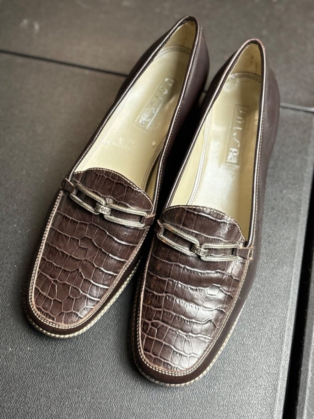 Genuine Leather Brown Loafers Women’s Size 8B Croc Embossed Square Toe Made In B